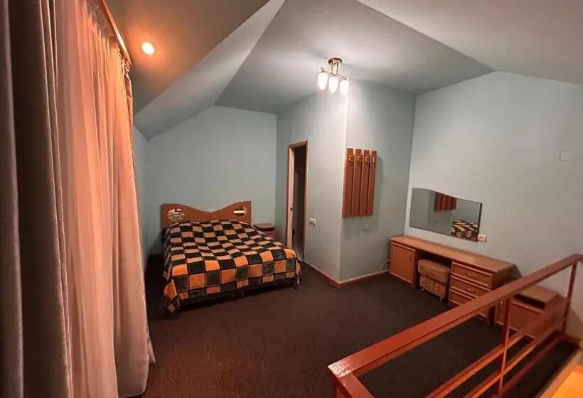 Chambre Standard, Cascade