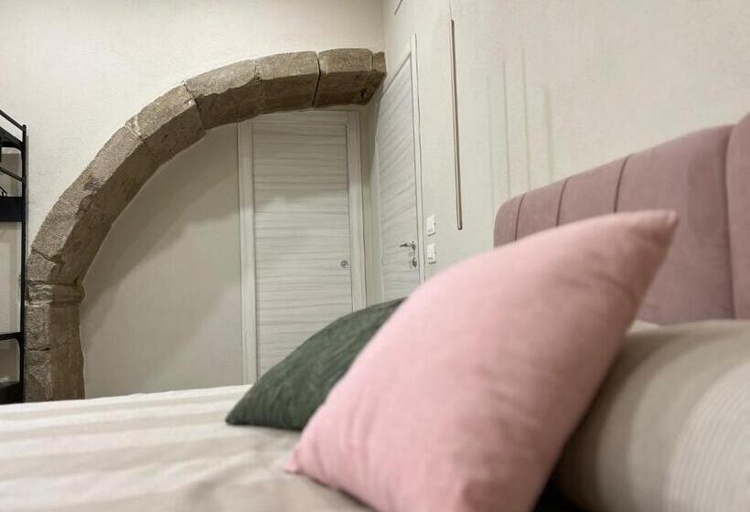 Номер Deluxe, Domus Arenaria