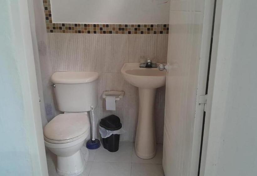 Семейный Номер Вид на Горы, Hostal La Gran Ceci