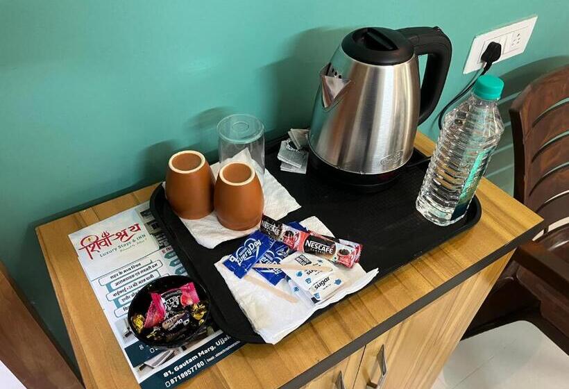 חדר דלוקס, Shivashray Luxury Stays & Inn