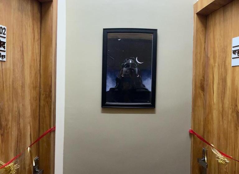 חדר דלוקס עם מרפסת, Shivashray Luxury Stays & Inn