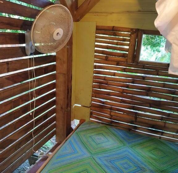 اتاق استاندارد, Tikazalou Eco Hostel