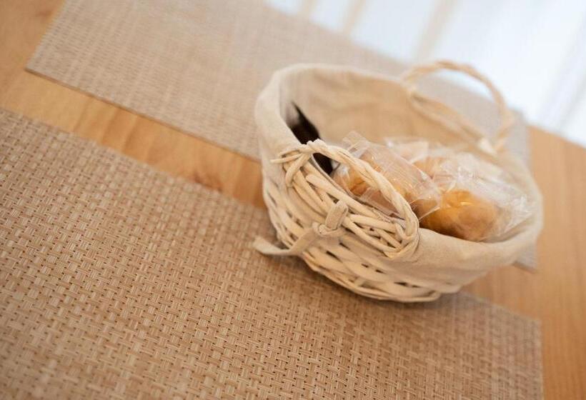 חדר דלוקס, Principe Amedeo 93