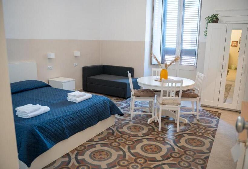 חדר משפתחתי סופריור, Principe Amedeo 93