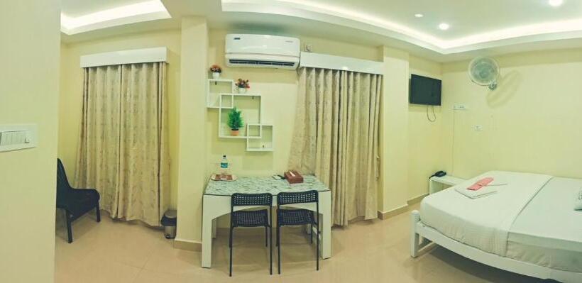 디럭스 룸, Kaamyakam Residency