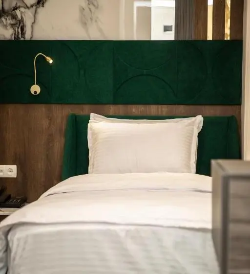 Quarto standard, Qadim