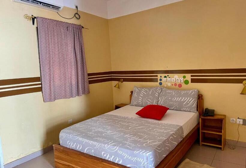 اتاق استاندارد با بالکن, Résidence Fafa