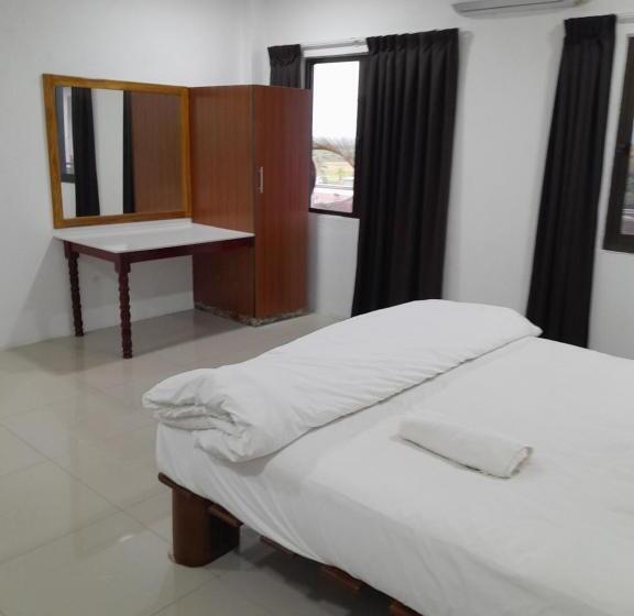 Семейные Апартаменты 3 Спальни, White Diamond Apartments