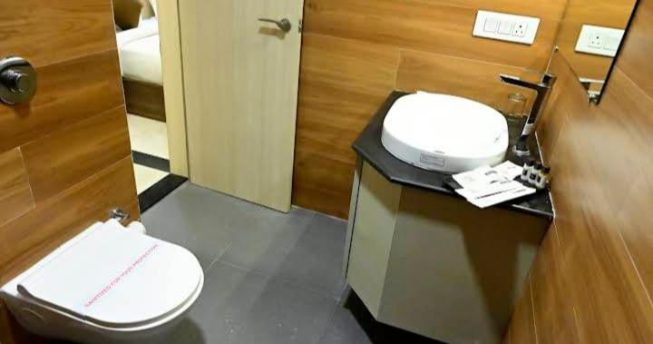 디럭스 룸, Yuvraj Palace