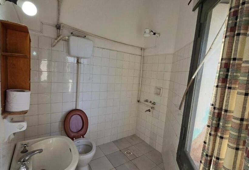 اتاق استاندارد سه نفره, Tagua Hospedaje