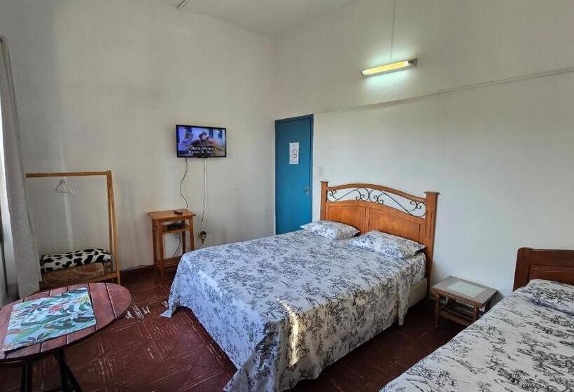 اتاق استاندارد سه نفره, Tagua Hospedaje