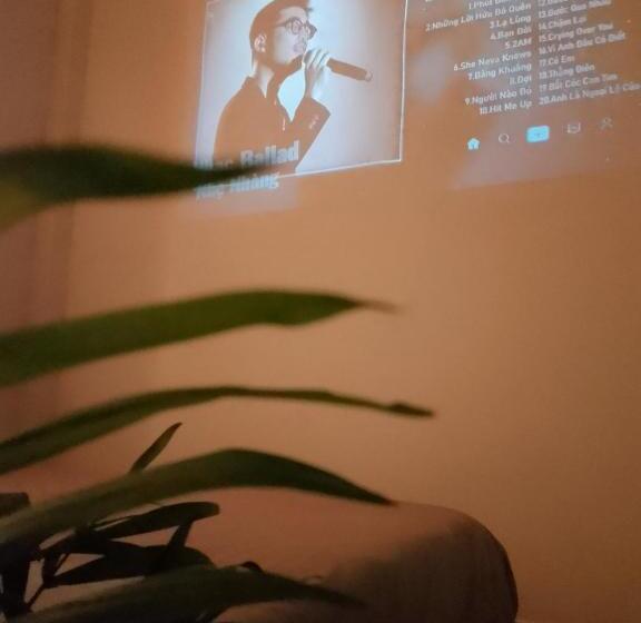 اتاق استاندارد چهارنفره با بالکن, 2000s Homestay