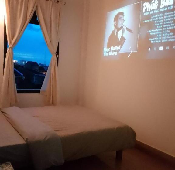 اتاق استاندارد چهارنفره با بالکن, 2000s Homestay