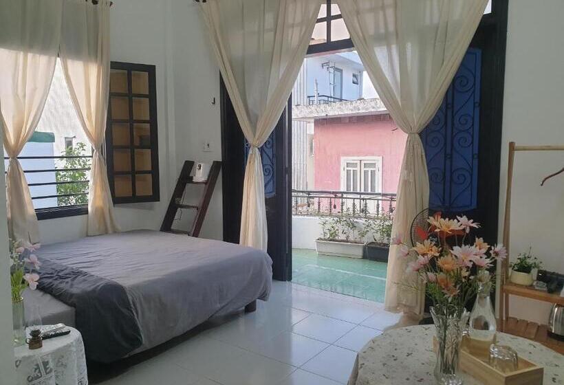 اتاق استاندارد با بالکن, 2000s Homestay