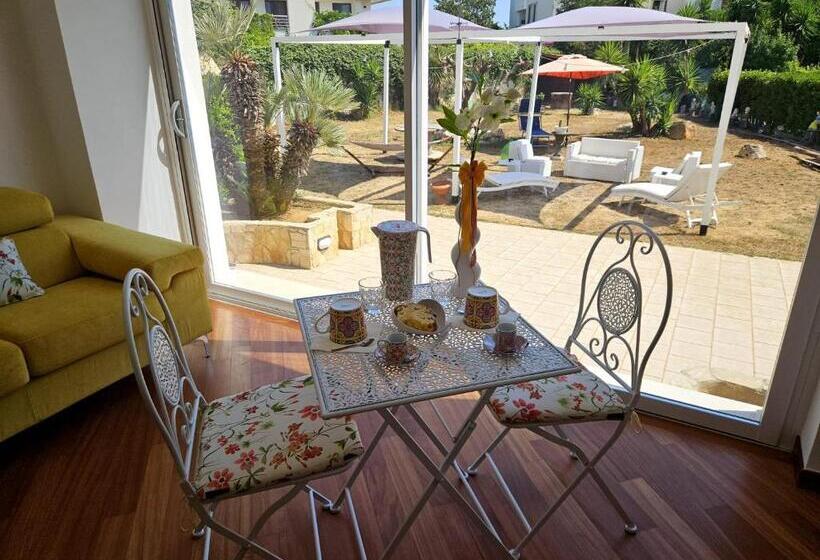 Standard room with outdoor bath, B&b La Rosa Dei Venti