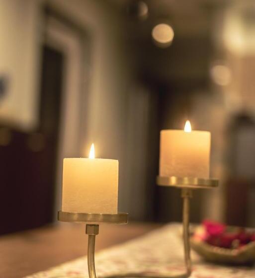 غرفة ديلوكس, Daisy Homes