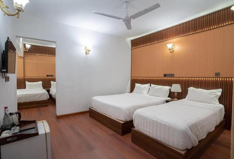 سوییت خانوادگی, Ganduvaru Villa