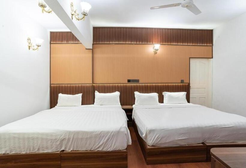 سوییت خانوادگی, Ganduvaru Villa