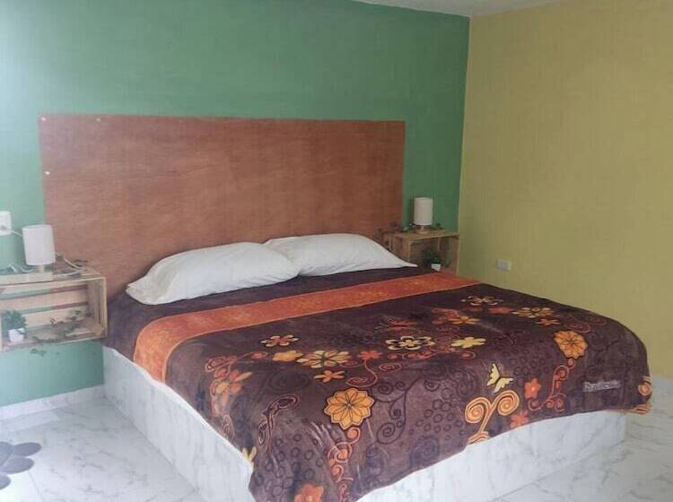 غرفة كلاسيكية ثلاثية, Mextlitlán Tierra De Lunas