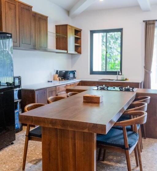 סוויטה משפחתית, Samadaworklife