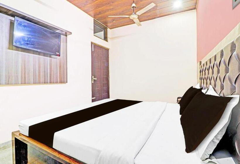 Трехместный Номер Классика, O Galaxy Inn
