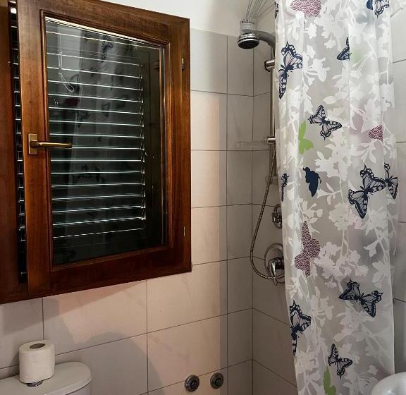 חדר סטנדרט עם מרפסת, Guesthouse Ale&ale