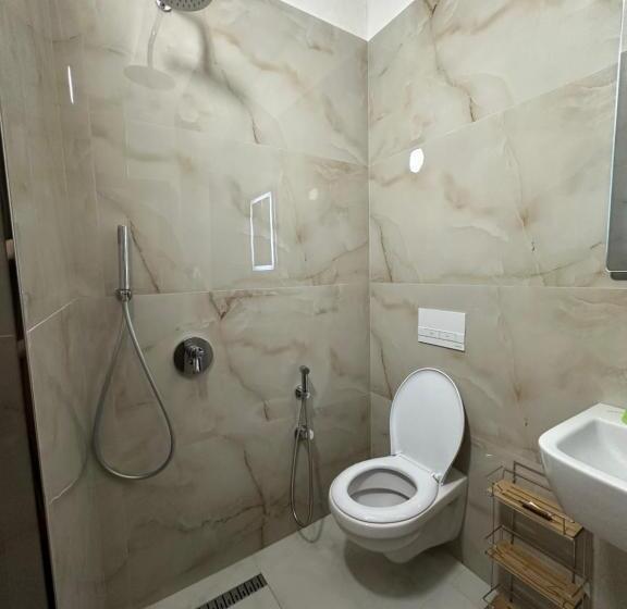 غرفة قياسية, Guni Inn