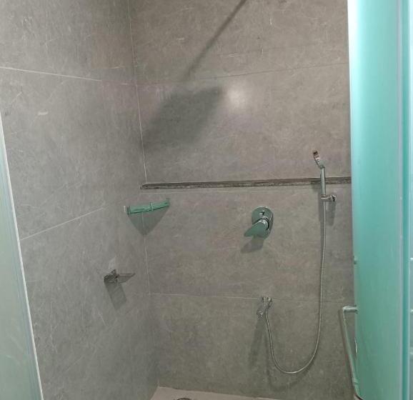 Люкс, Ketti Heights Resorts