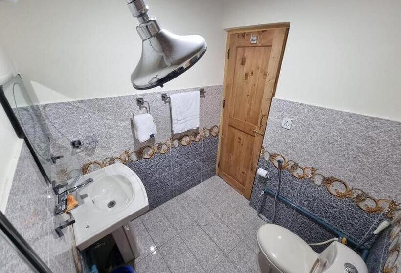 اتاق لوکس خانوادگی, Shilmin Resort