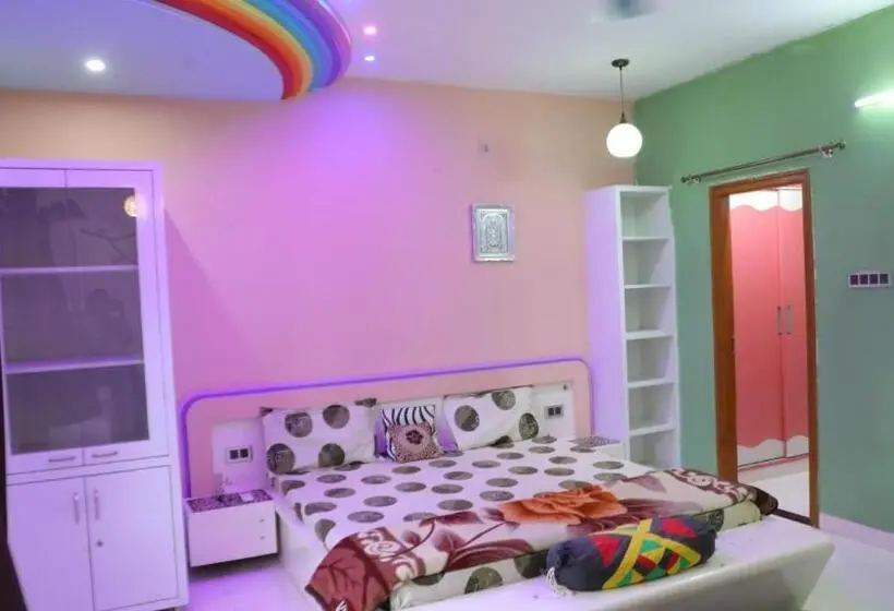 デラックストリプルルーム, Annamaiah Premium Guest House