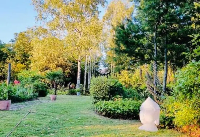 スタンダードトリプルルーム, Chambres D Hôtes Le Jardin De La Pichonnerie Proche Du Zoo De Beauval & Des Chateaux De La Loire