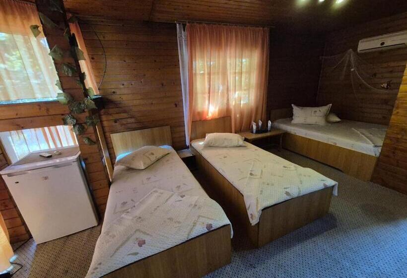 اتاق استاندارد چهار تخته, Vila Morena