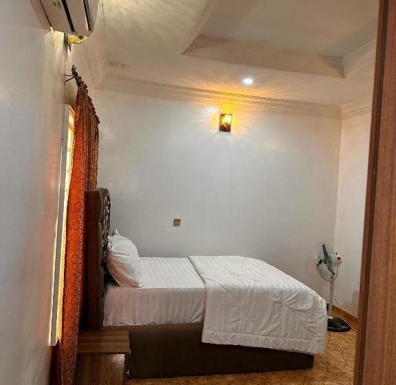 اتاق استاندارد یک نفره, Savlux Apartment