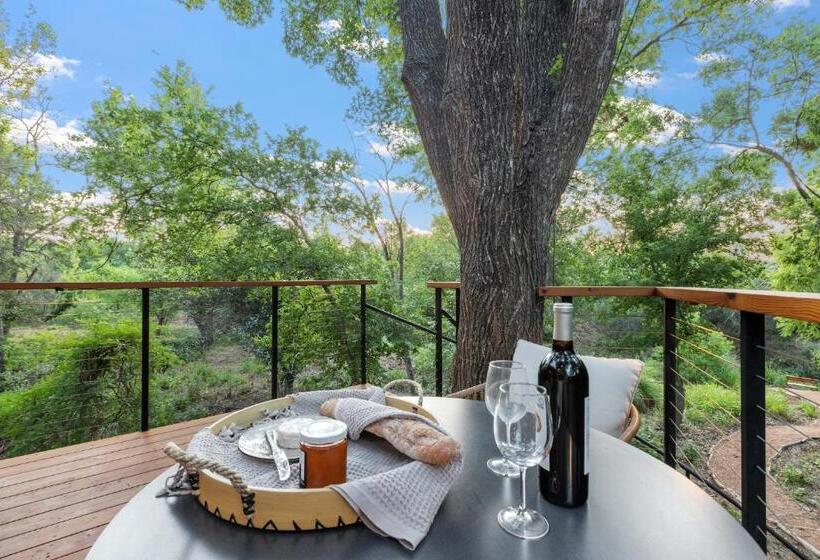 キングサイズベッドのスイートルーム, Monarch