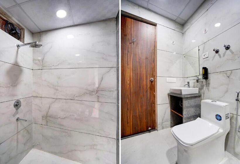 Klassiskt Trippelrum, Super Hotel O The Viraaj Banquet &