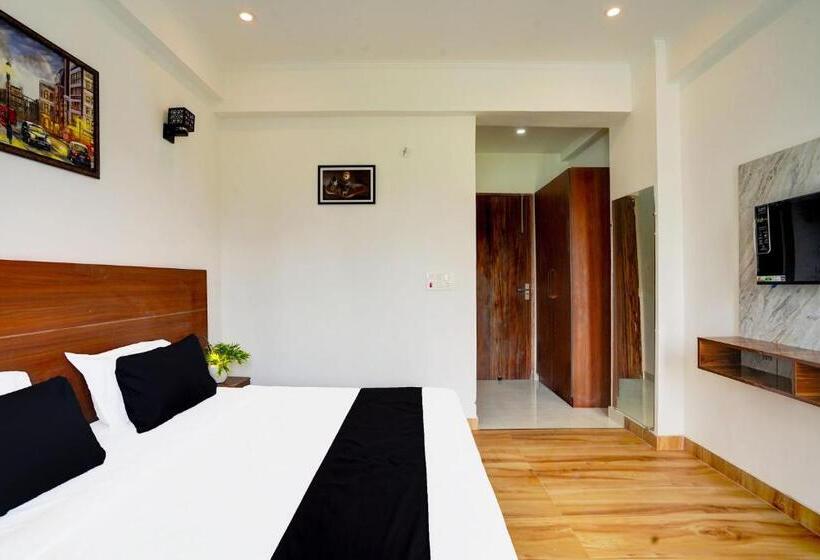 Klassiskt Trippelrum, Super Hotel O The Viraaj Banquet &