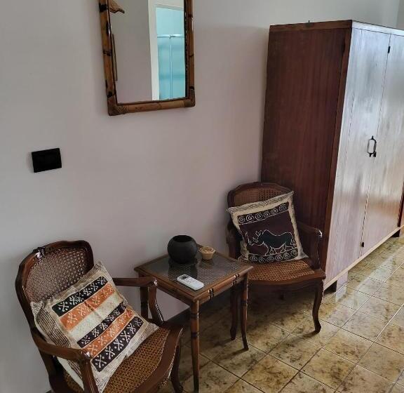 غرفة قياسية مزوَّدة بتراس, B&b Chiara