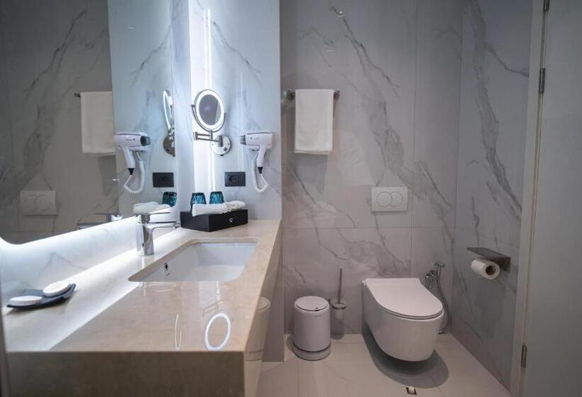 חדר סטנדרט, Holiday