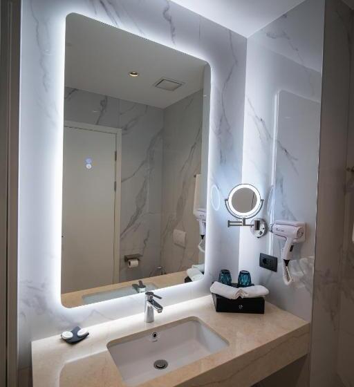 סוויטה, Holiday