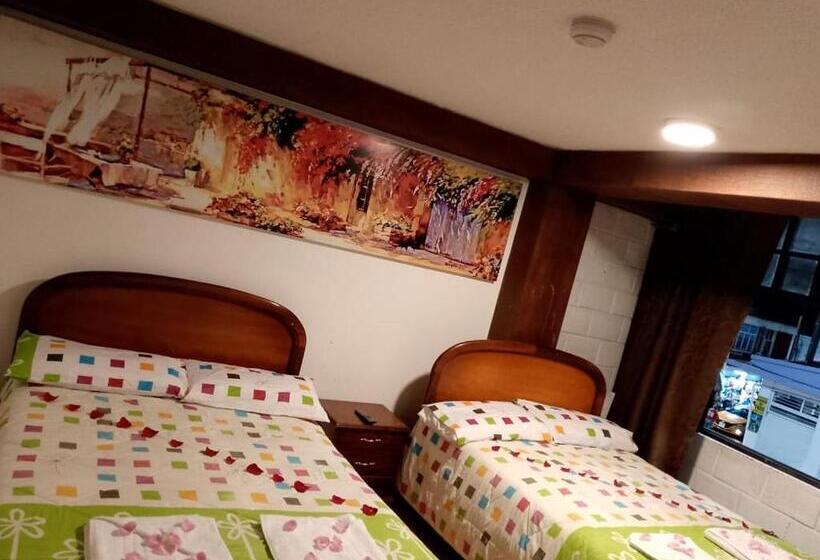 スタンダードルーム, Hostal Grimaldi