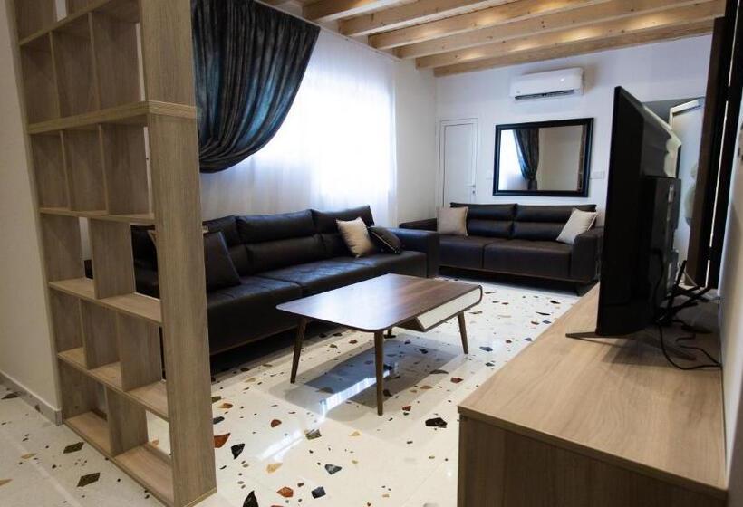 آپارتمان 1 خوابه, Mountain Maison