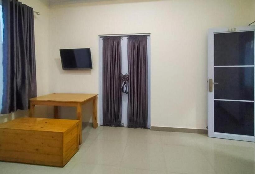 חדר משפחתי, Urbanview Botania Meeting Point Batam By Reddoorz