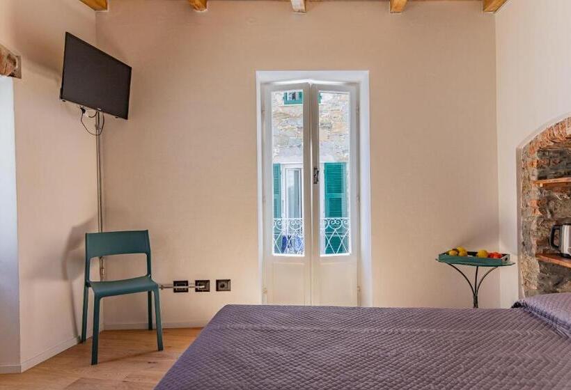 اتاق لوکس سه تخته, Pasini Luxury Room