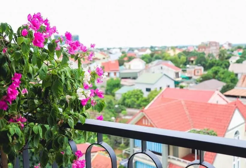 اتاق استاندارد با تخت بزرگ, Rubillion Hotel   Vinh