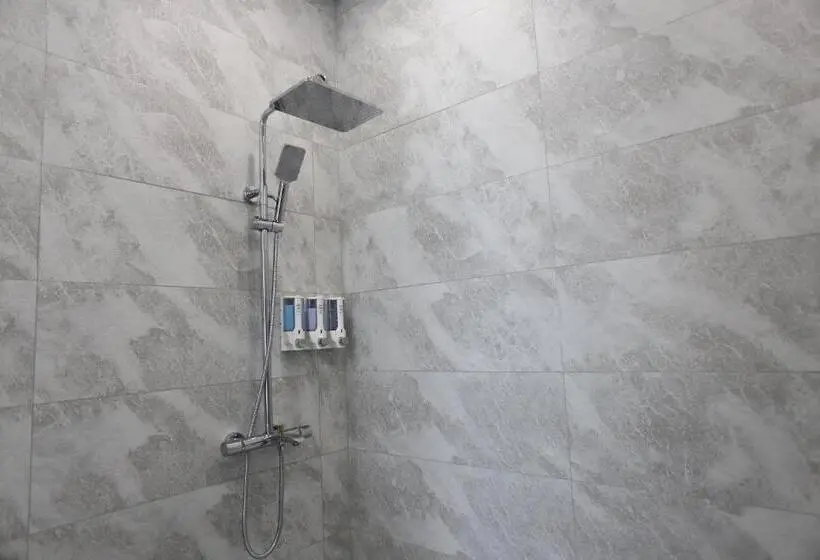 اتاق خانوادگی, Rubillion Hotel   Vinh