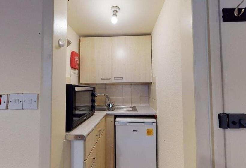 标准工作室, St Pauls Studio 24