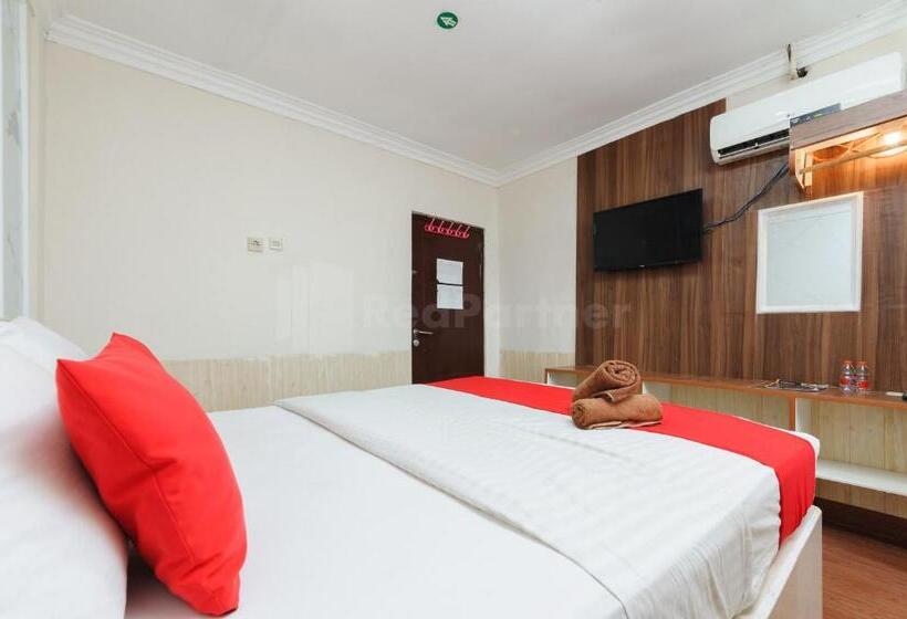 غرفة ديلوكس, My Home2 Mall Ciputra Cibubur Redpartner