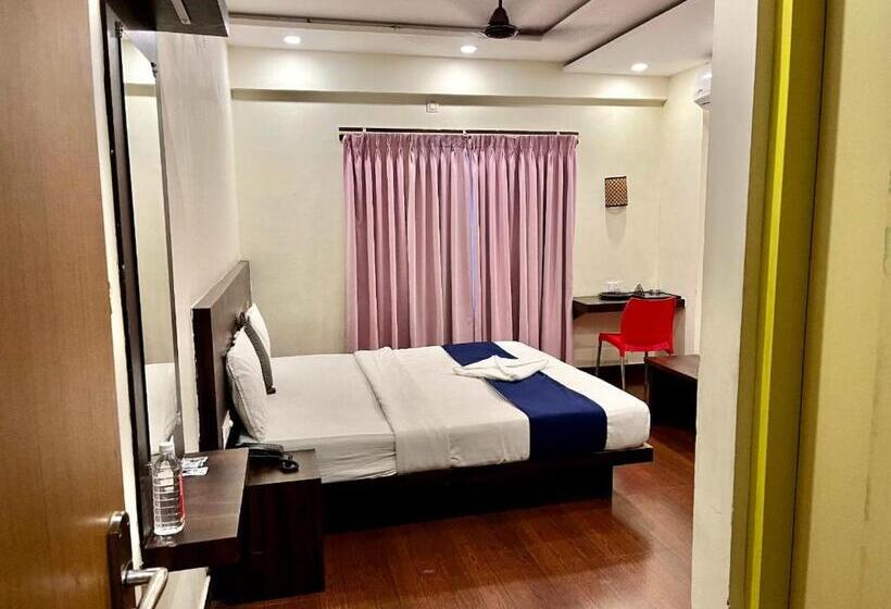 高级大房间, Royal Wood Domlur