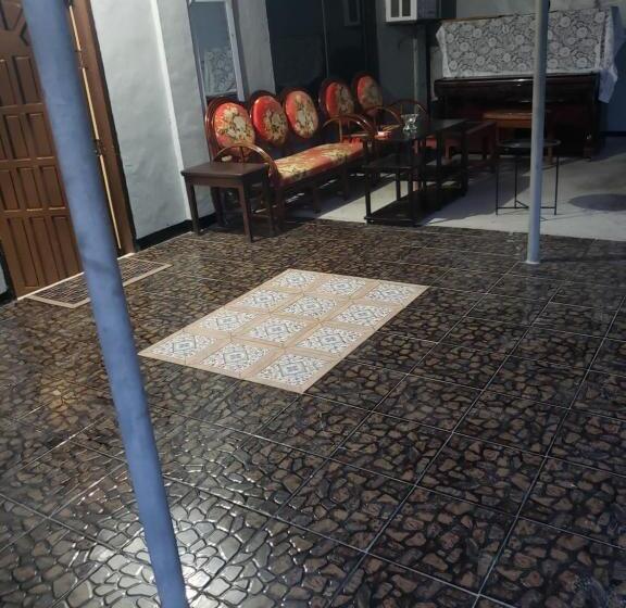 غرفة إقتصادية, Mari Gold Travelers Inn