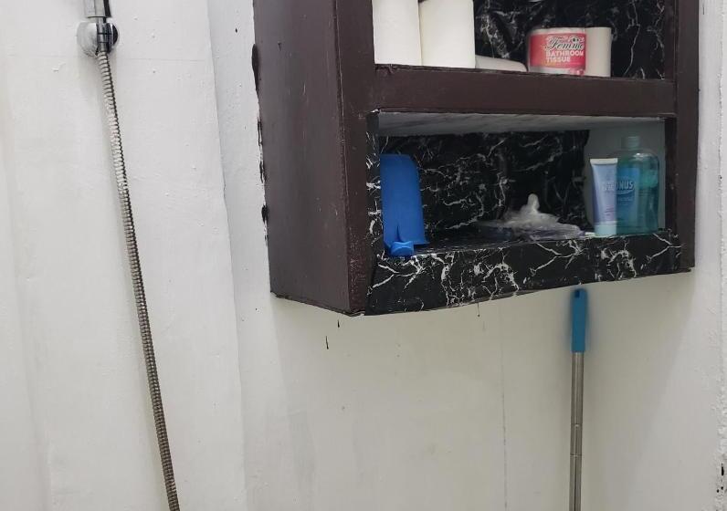 غرفة عائلية, Mari Gold Travelers Inn